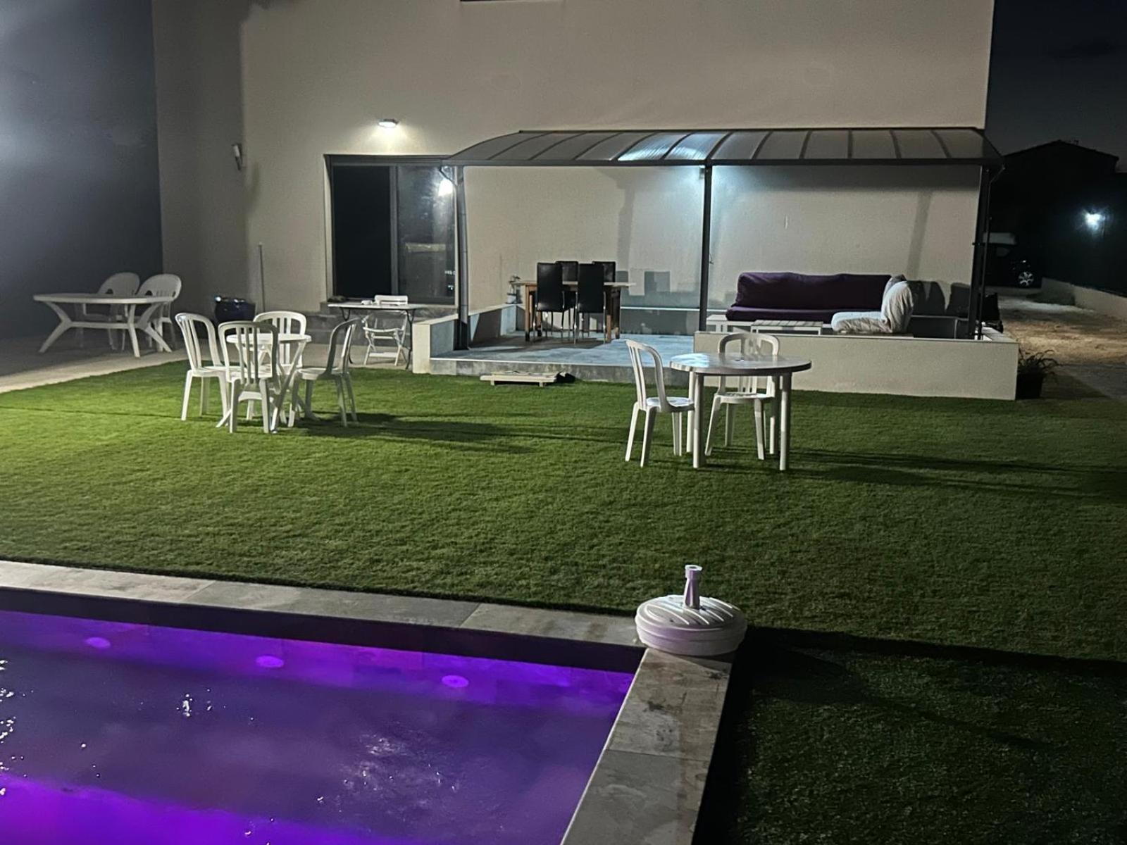 Grande Villa Avec Piscine Bompas  Bagian luar foto