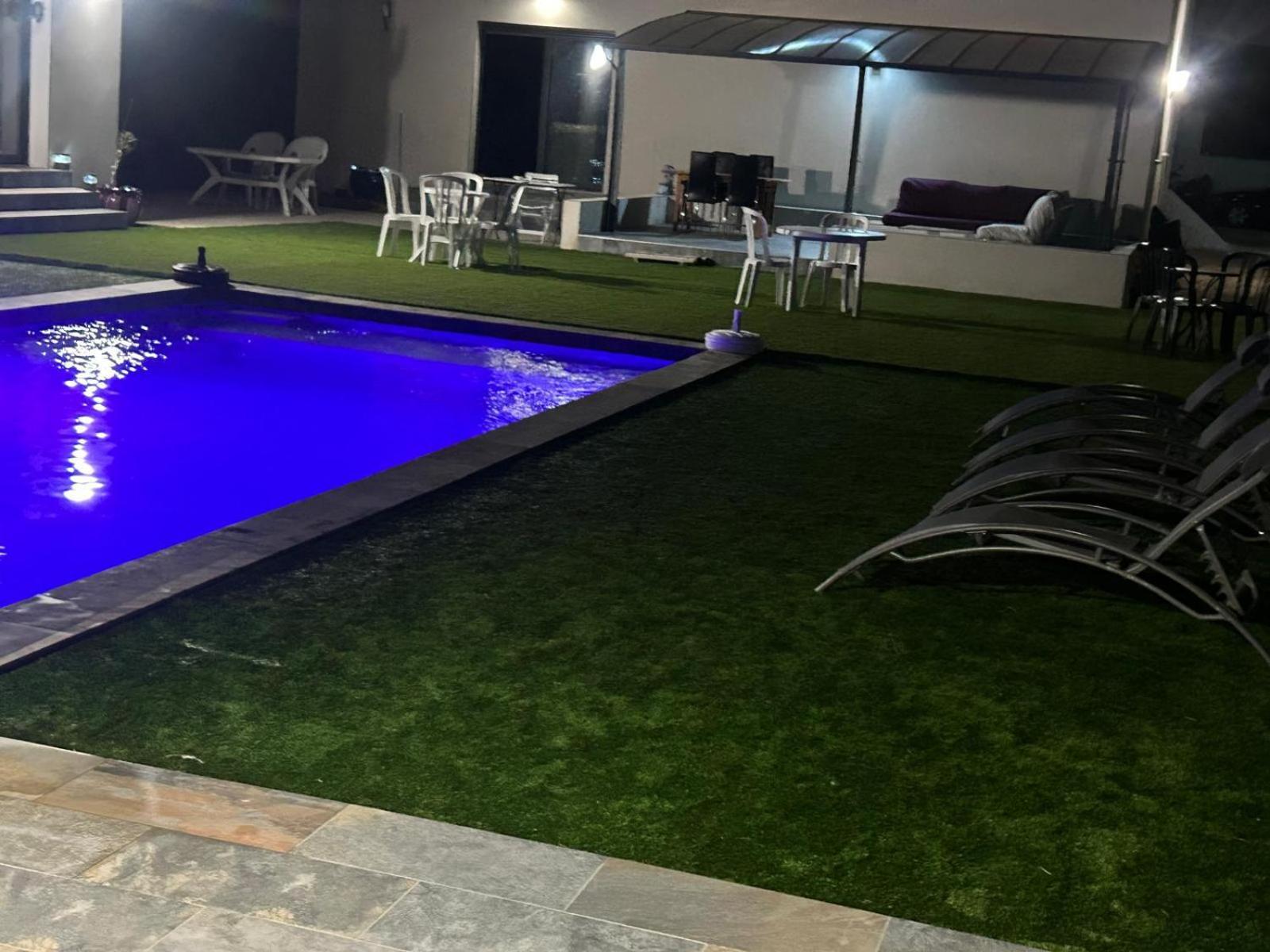 Grande Villa Avec Piscine Bompas  Bagian luar foto