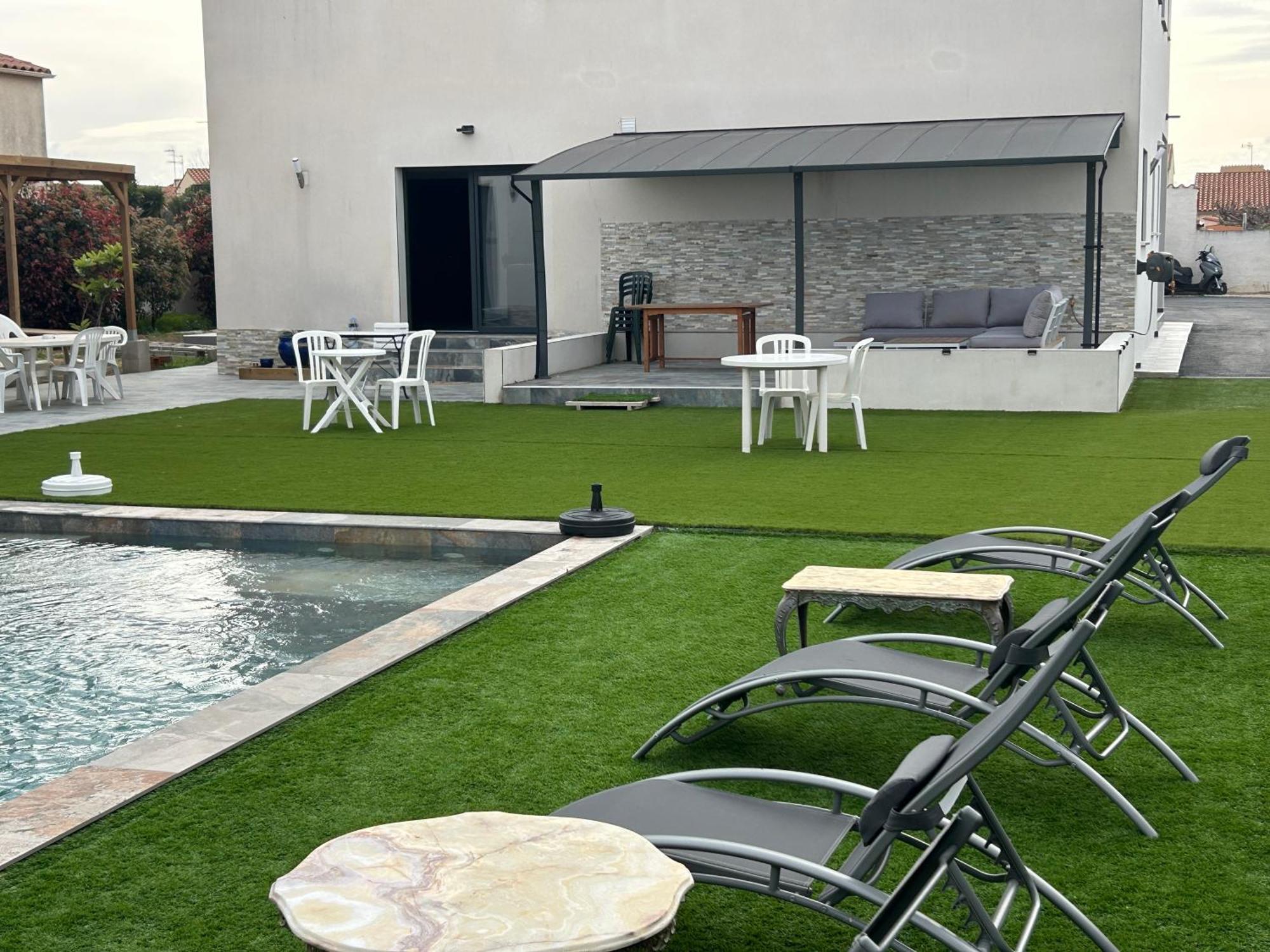 Grande Villa Avec Piscine Bompas  Bagian luar foto